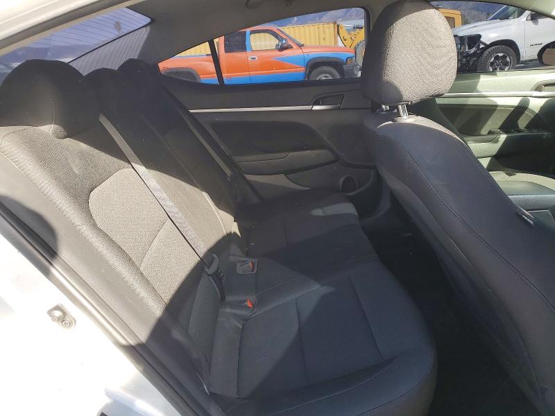 Фото 10 - HYUNDAI ELANTRA