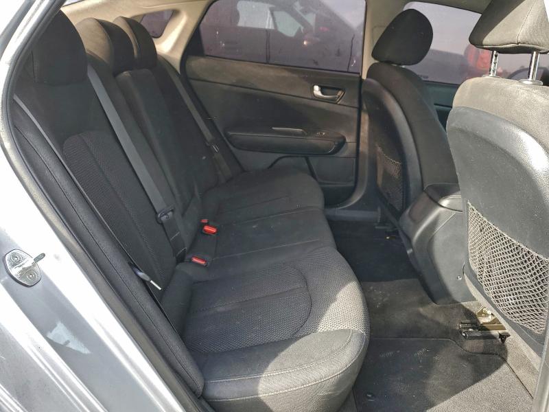 Фото 10 - KIA OPTIMA