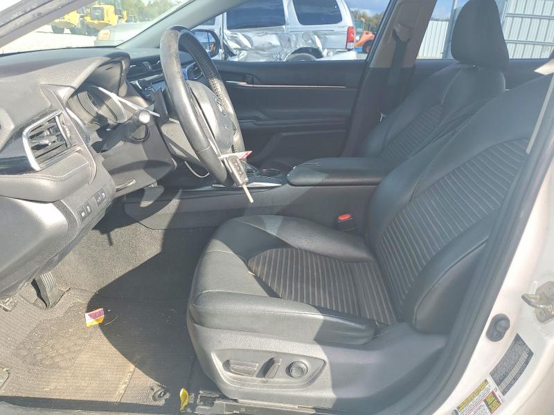 Фото 7 - TOYOTA CAMRY