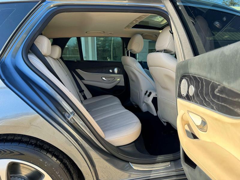 Фото 6 - MERCEDES-BENZ E-CLASS