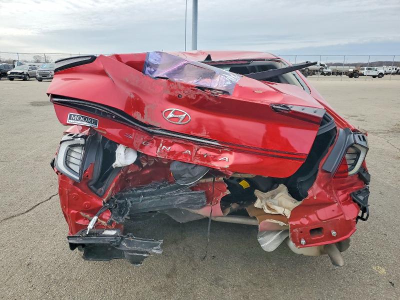 Фото 6 - HYUNDAI SONATA