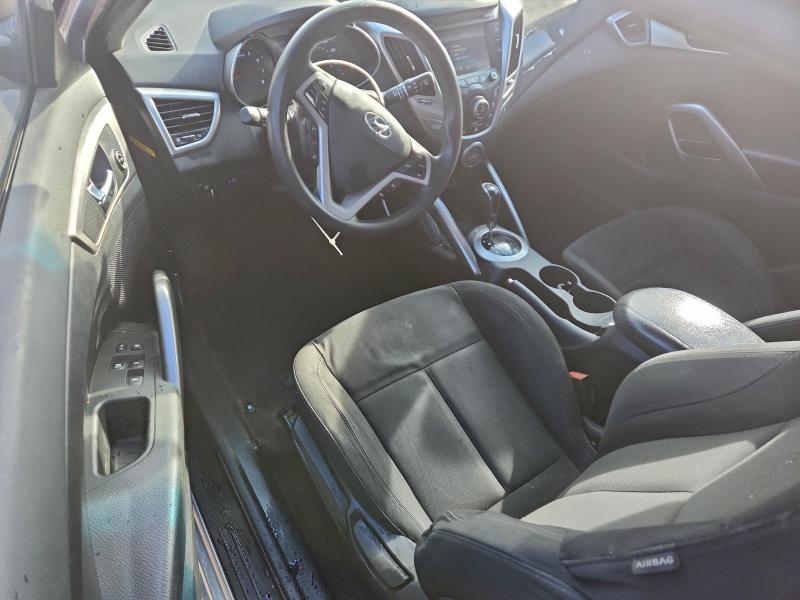 Фото 8 - HYUNDAI VELOSTER