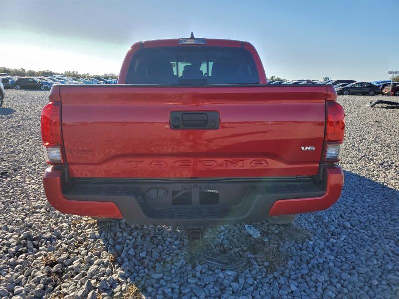 Фото 6 - TOYOTA TACOMA