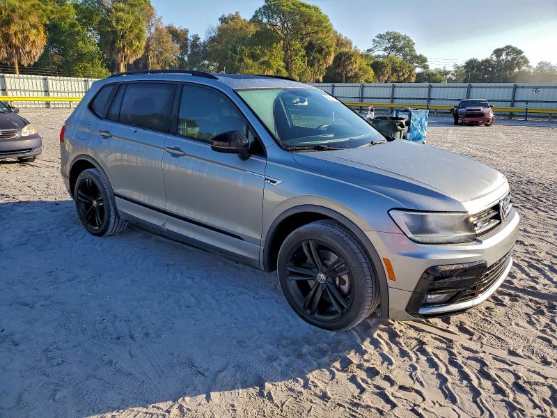 Фото 4 - VOLKSWAGEN TIGUAN