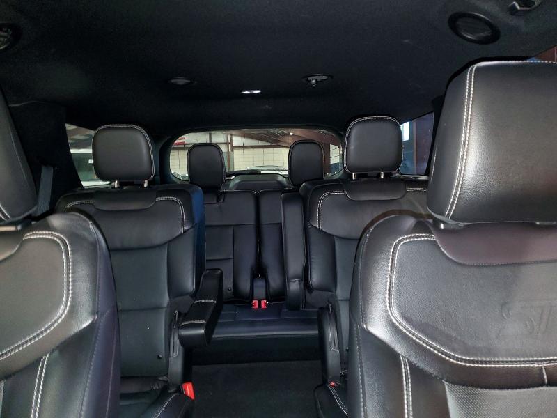 Фото 10 - FORD EXPLORER