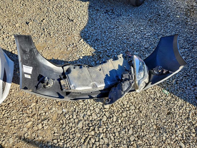 Фото 12 - TOYOTA COROLLA