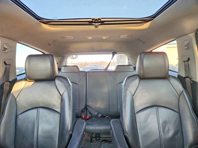 Фото 10 - CHEVROLET TRAVERSE