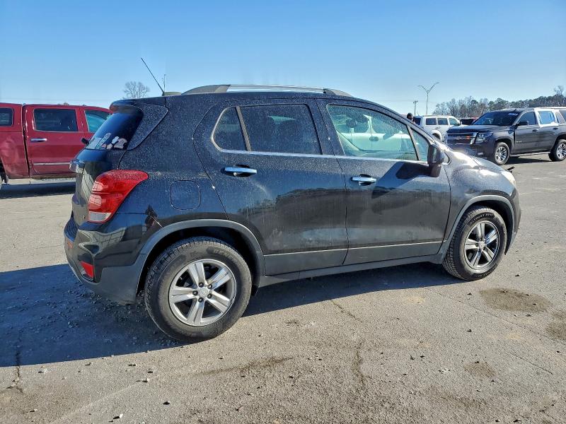 Фото 3 - CHEVROLET TRAX