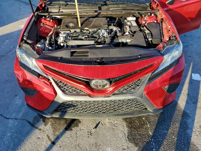 Фото 11 - TOYOTA CAMRY