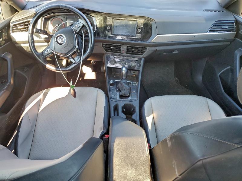 Фото 8 - VOLKSWAGEN JETTA