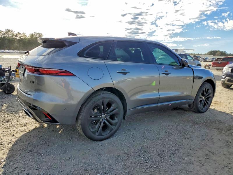 Фото 3 - JAGUAR F-PACE