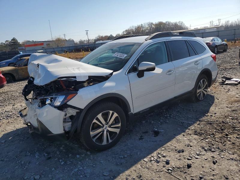 Фото 1 - SUBARU OUTBACK