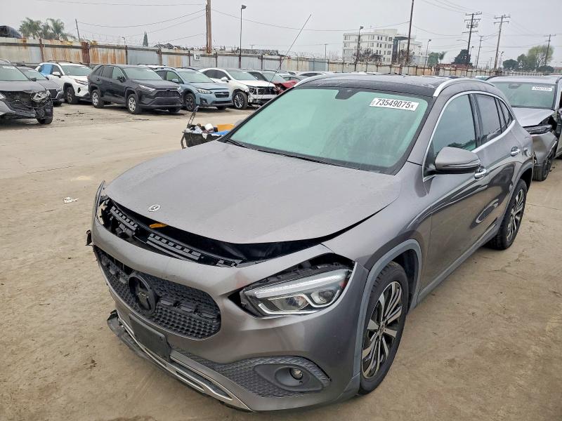 Фото 1 - MERCEDES-BENZ GLA-CLASS