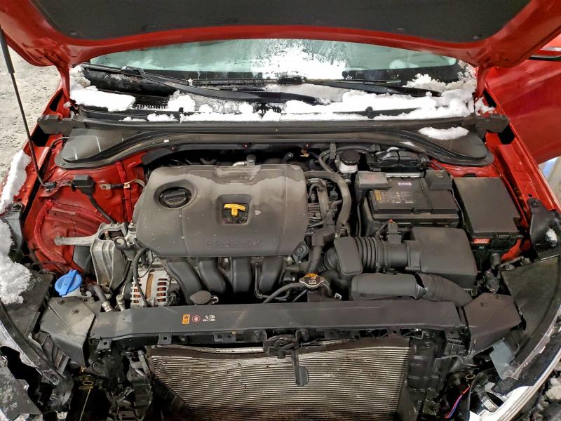 Фото 11 - HYUNDAI ELANTRA