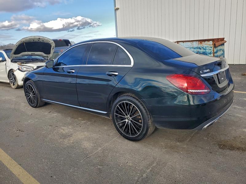 Фото 2 - MERCEDES-BENZ C-CLASS