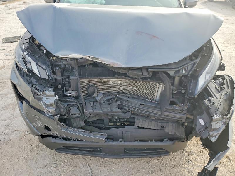 Фото 12 - NISSAN ROGUE