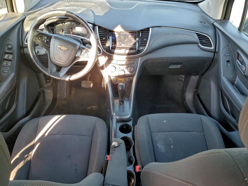 Фото 8 - CHEVROLET TRAX