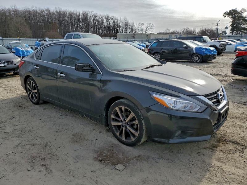 Фото 4 - NISSAN ALTIMA