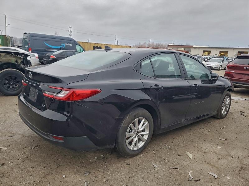 Фото 3 - TOYOTA CAMRY