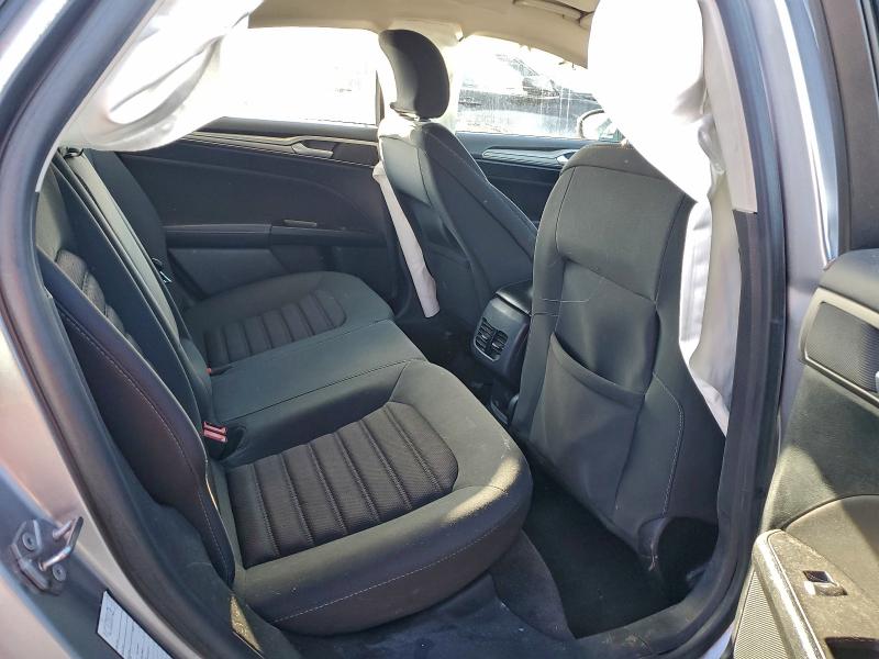 Фото 10 - FORD FUSION