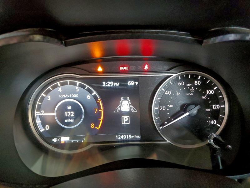 Фото 9 - NISSAN VERSA