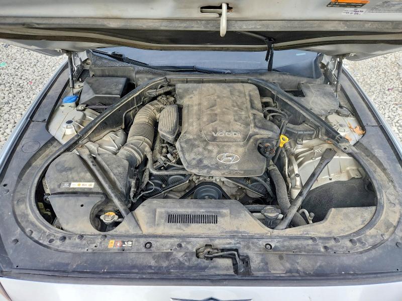 Фото 11 - HYUNDAI GENESIS