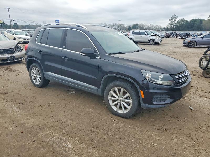 Фото 4 - VOLKSWAGEN TIGUAN