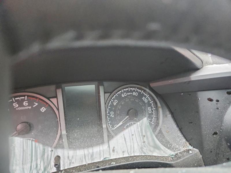 Фото 9 - TOYOTA TACOMA