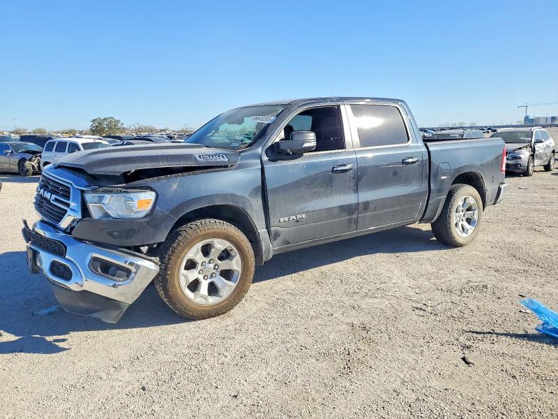 Фото 1 - RAM 1500