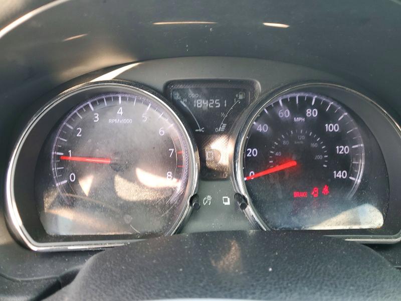 Фото 9 - NISSAN VERSA