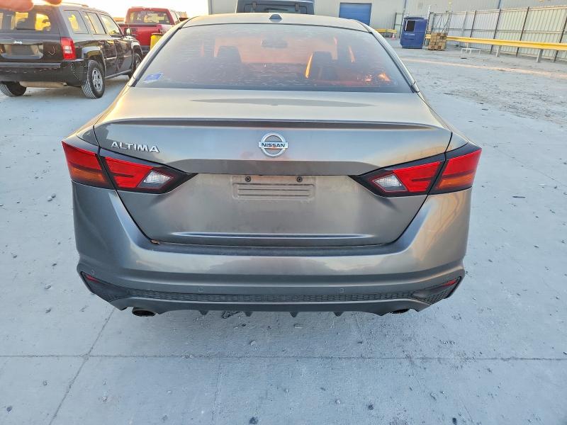 Фото 6 - NISSAN ALTIMA