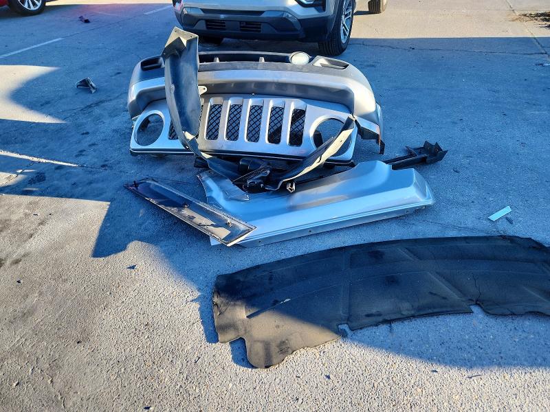 Фото 13 - JEEP PATRIOT