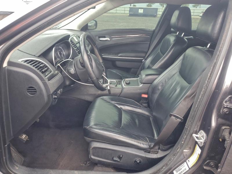 Фото 7 - CHRYSLER 300