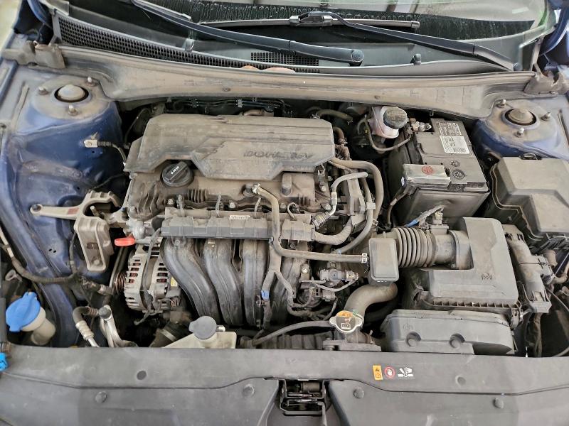 Фото 11 - HYUNDAI ELANTRA