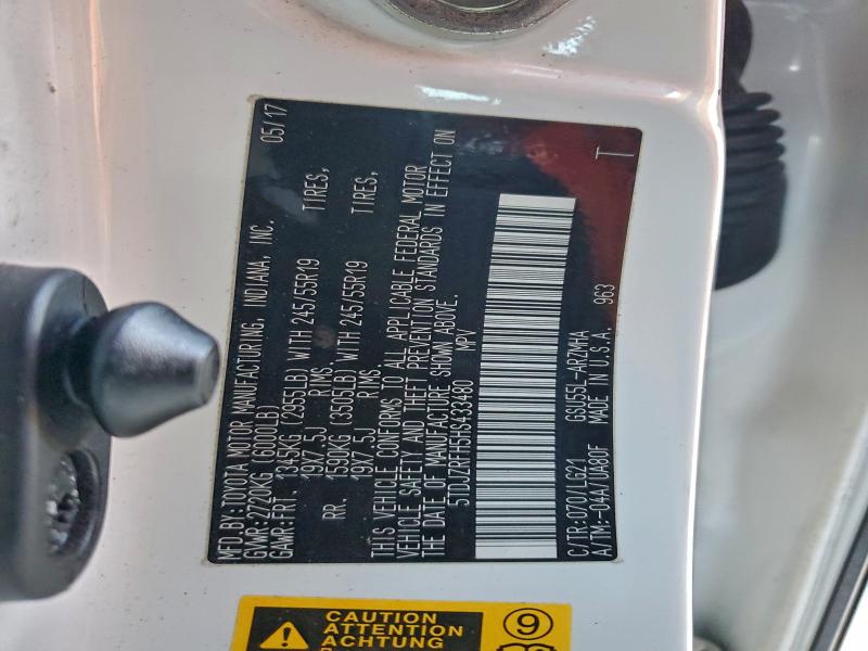 Фото 13 - TOYOTA HIGHLANDER