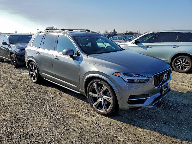 Фото 4 - VOLVO XC90