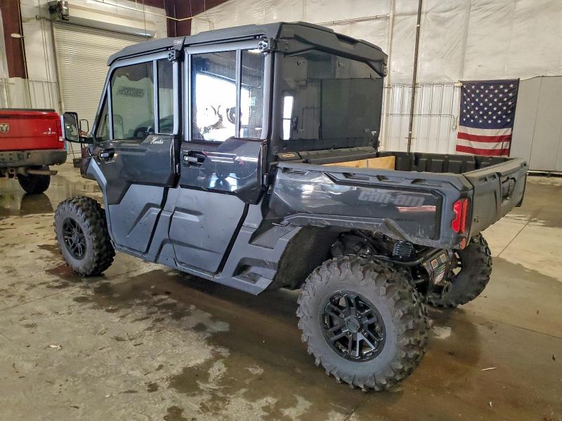 CAN-AM DEFENDER 2025