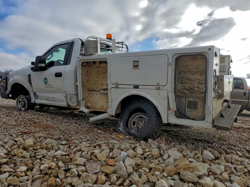 Фото 2 - FORD F350
