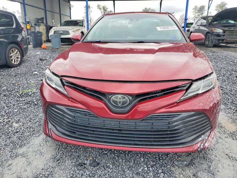 Фото 5 - TOYOTA CAMRY