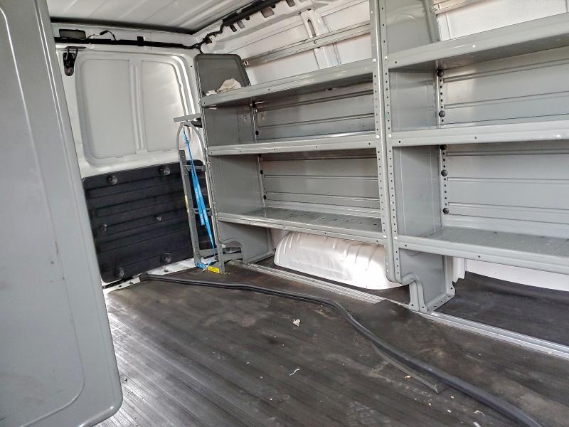 Фото 11 - GMC SAVANA