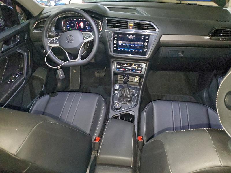 Фото 8 - VOLKSWAGEN TIGUAN