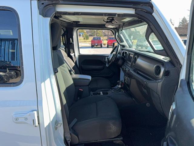 Фото 5 - JEEP WRANGLER