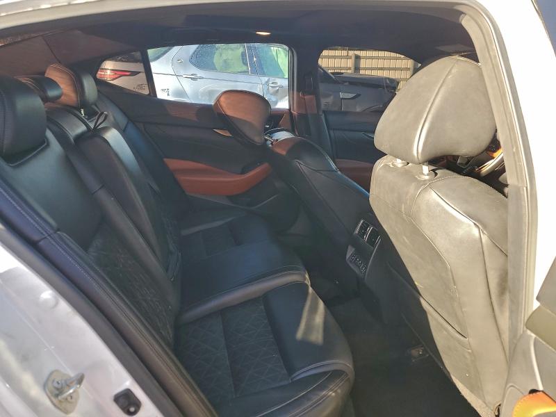 Фото 10 - NISSAN MAXIMA