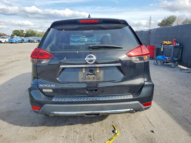 Фото 6 - NISSAN ROGUE