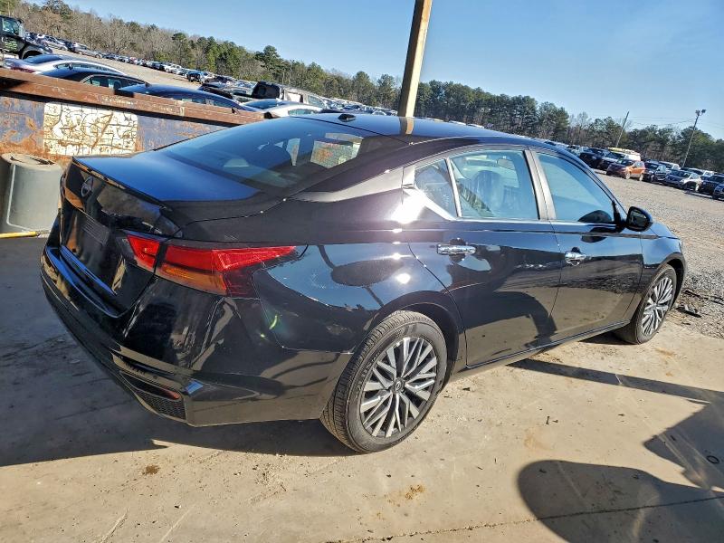 Фото 3 - NISSAN ALTIMA