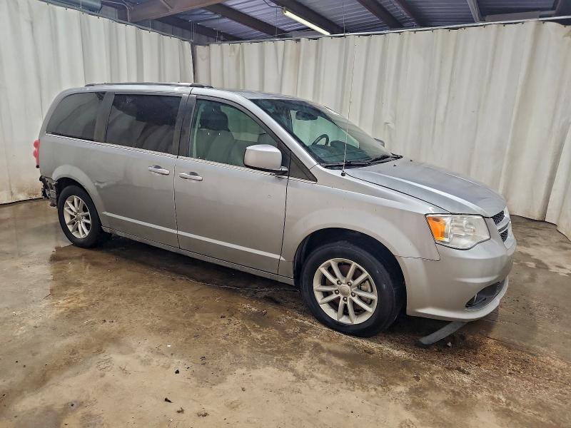 Фото 4 - DODGE CARAVAN