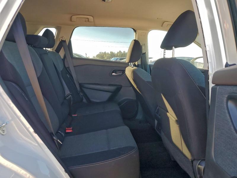 Фото 11 - NISSAN ROGUE