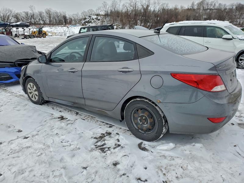 Фото 2 - HYUNDAI ACCENT