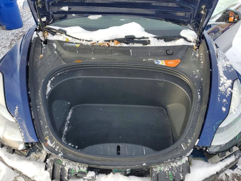 Фото 11 - TESLA MODEL 3