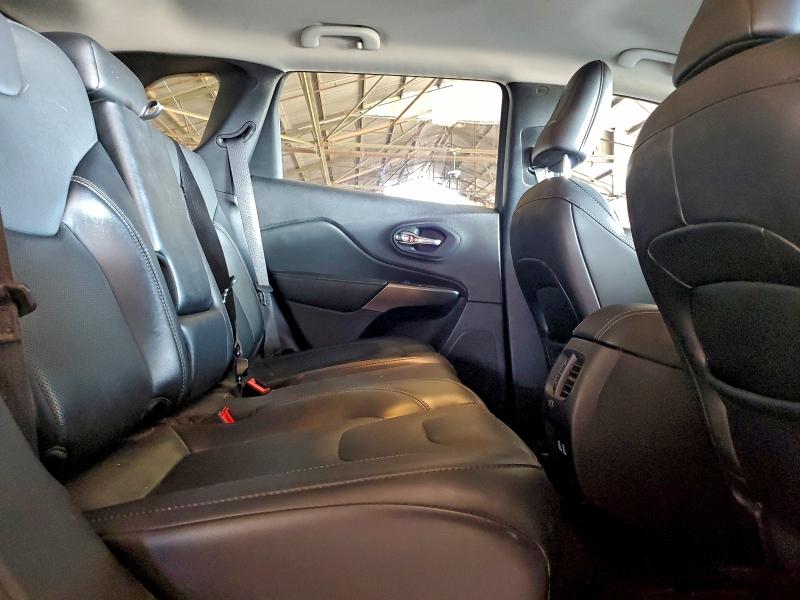 Фото 11 - JEEP GRAND CHER